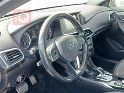 ئينفنتي Q30